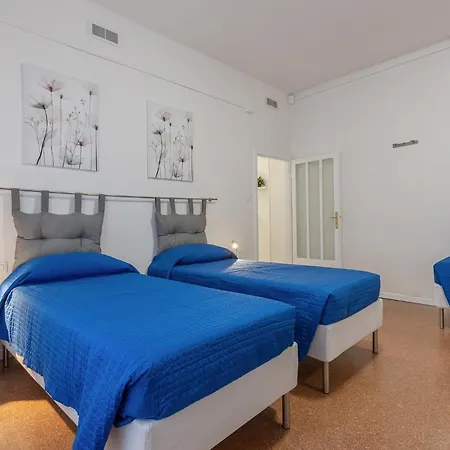 Appartamento Guesthost - Casa Elena Bolognina Bologna