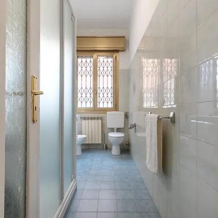 Apartment Guesthost - Casa Elena Bolognina *