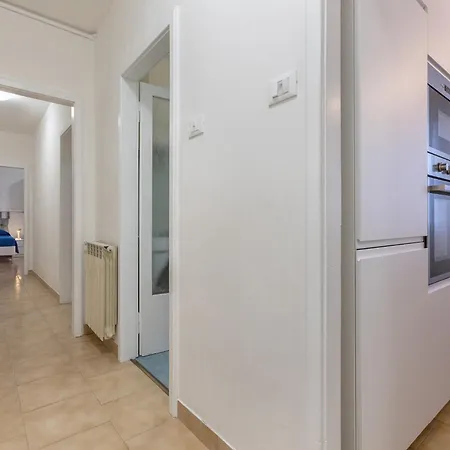 Guesthost - Casa Elena Bolognina Apartman *