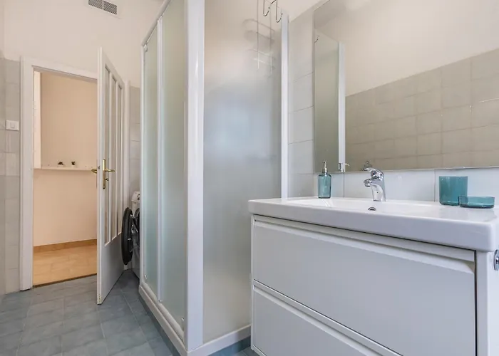 Guesthost - Casa Elena Bolognina