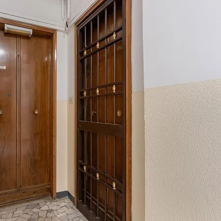 Guesthost - Casa Elena Bolognina Διαμέρισμα *