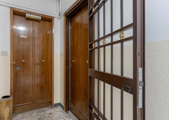 Guesthost - Casa Elena Bolognina شقة